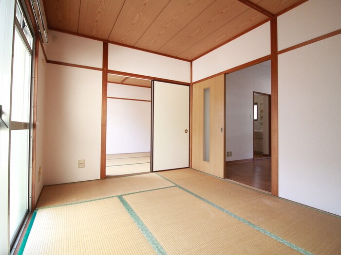 本通マンションの物件内観写真