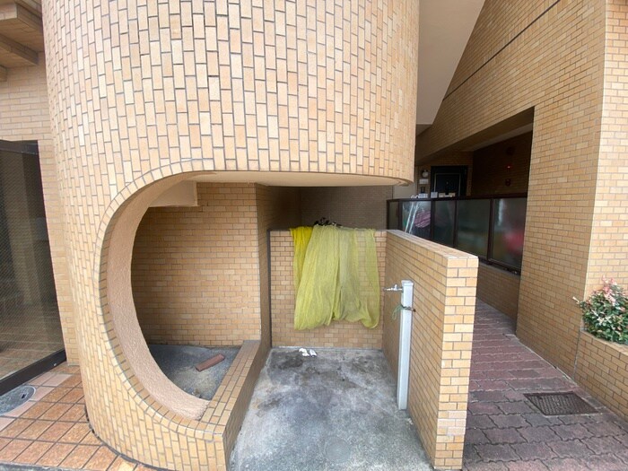 三旺マンション第２社台(103)の物件外観写真