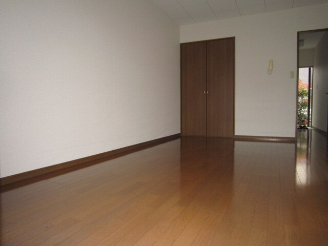 ﾌﾟﾚｼﾞｰﾙ  Violetteの物件内観写真