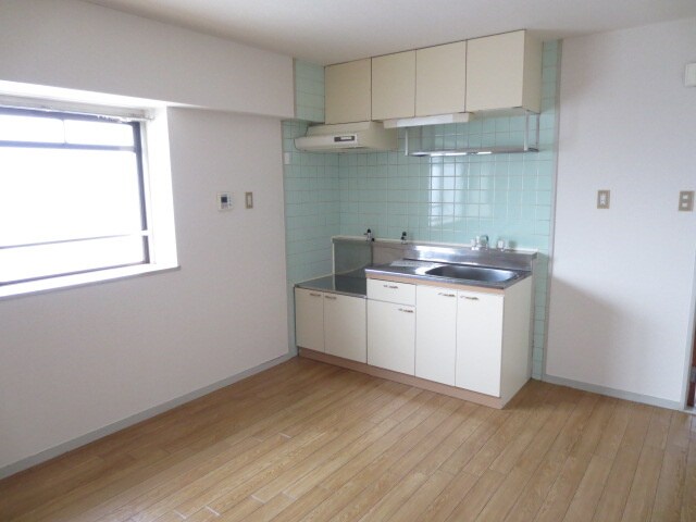 OS・SKYマンション植田南の物件内観写真