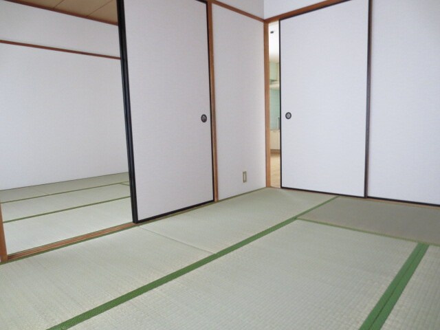 OS・SKYマンション植田南の物件内観写真