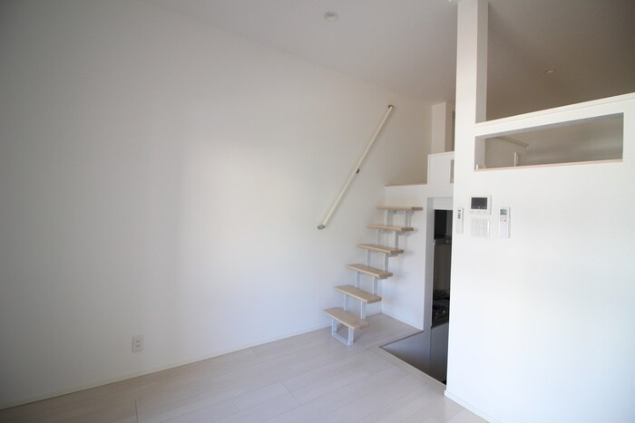 プライム下坂の物件内観写真