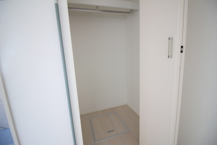 プライム下坂の物件内観写真