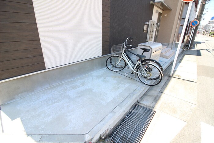 プライム下坂の物件外観写真