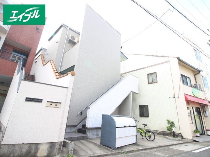 ワルキューレの物件外観写真