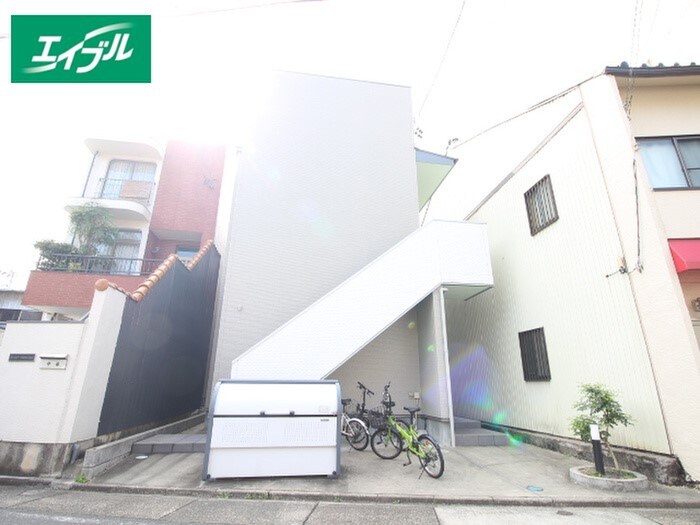 ワルキューレの物件外観写真