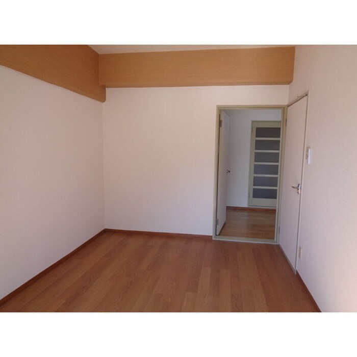 ガーデンコート新栄の物件内観写真