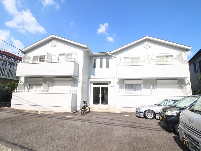 ロイヤル塩釜の物件外観写真