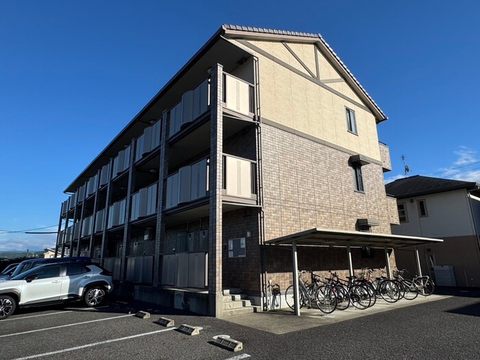 ＰＲＩＳＭＩＣの物件外観写真