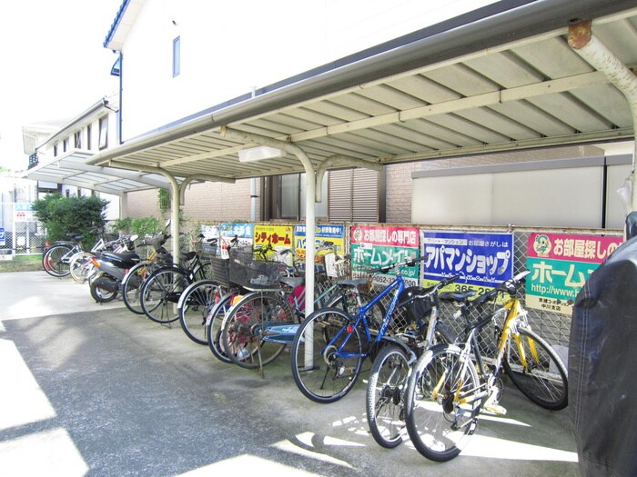 セントラルみのりハイツの物件外観写真