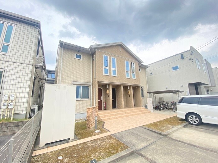 アムールエスポアの物件外観写真