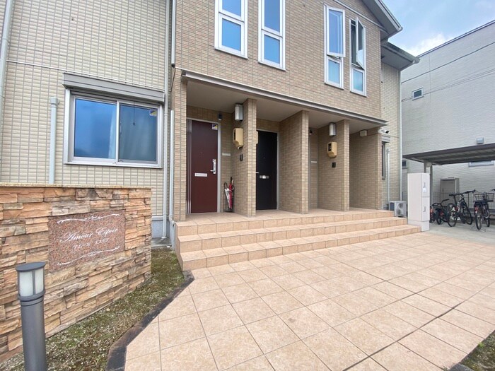 アムールエスポアの物件外観写真