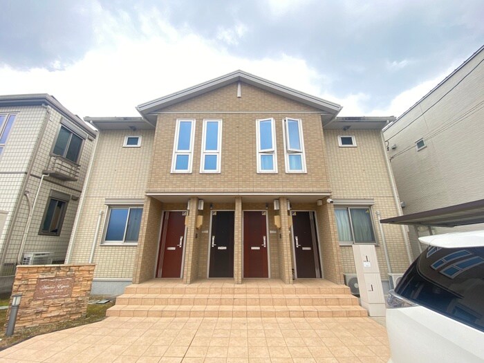 アムールエスポアの物件外観写真