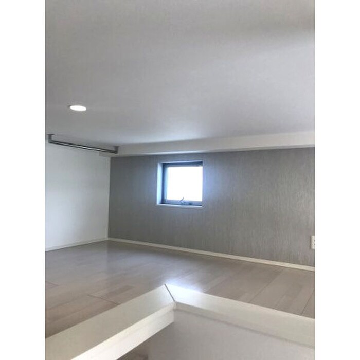 ユグドラシル高畑の物件内観写真