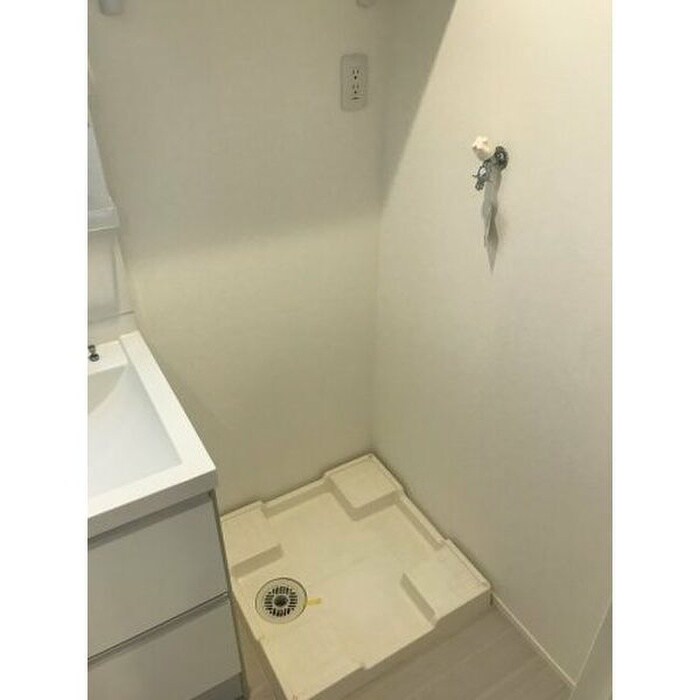 ユグドラシル高畑の物件内観写真