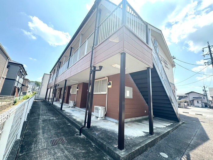 サ－プラス２　ユニオンハイツAの物件外観写真