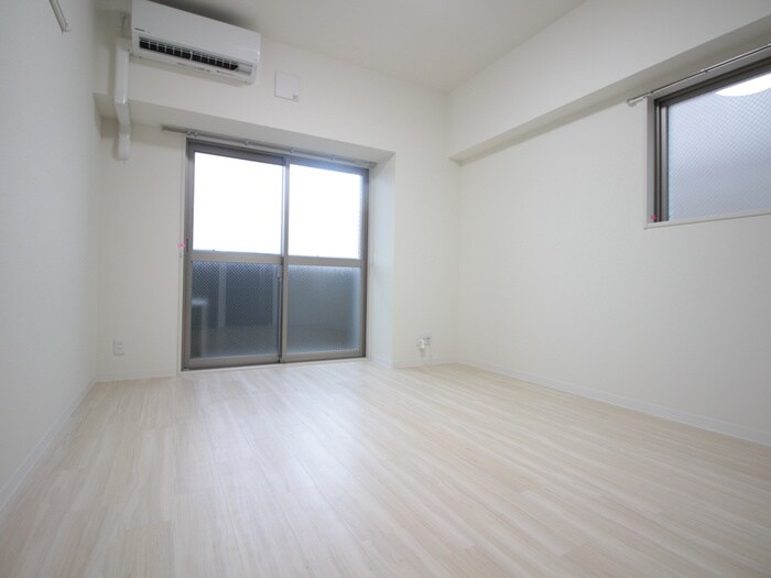 カーサニア尾頭橋の物件内観写真