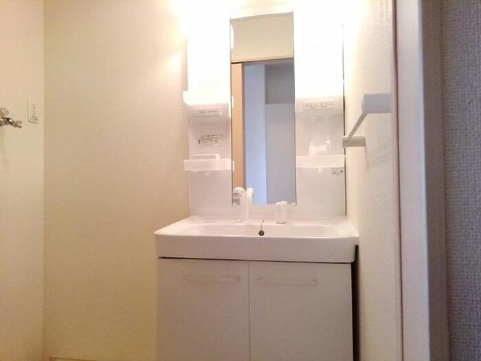 ラフレシールⅠの物件内観写真