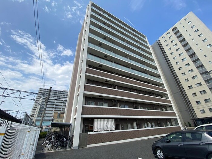 meLiV岩倉の物件外観写真