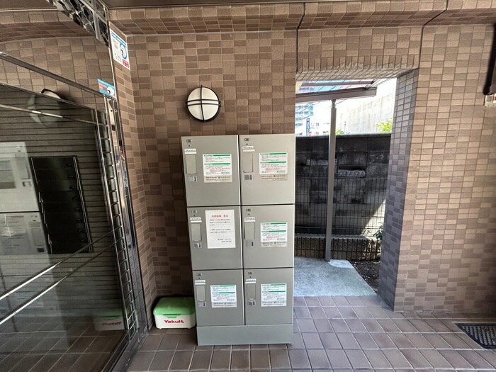 ＹＯＳＨＩＸ代官町の物件外観写真