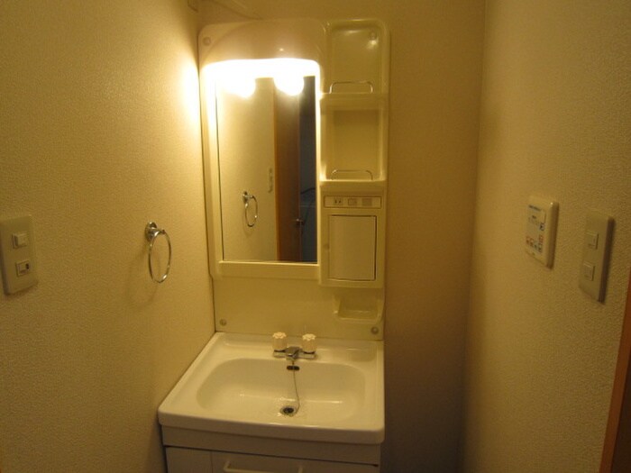 ア－バンライフＮＩＷＡの物件内観写真