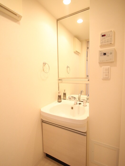 ﾌﾟﾚｻﾝｽ名古屋STATIONサティナの物件内観写真