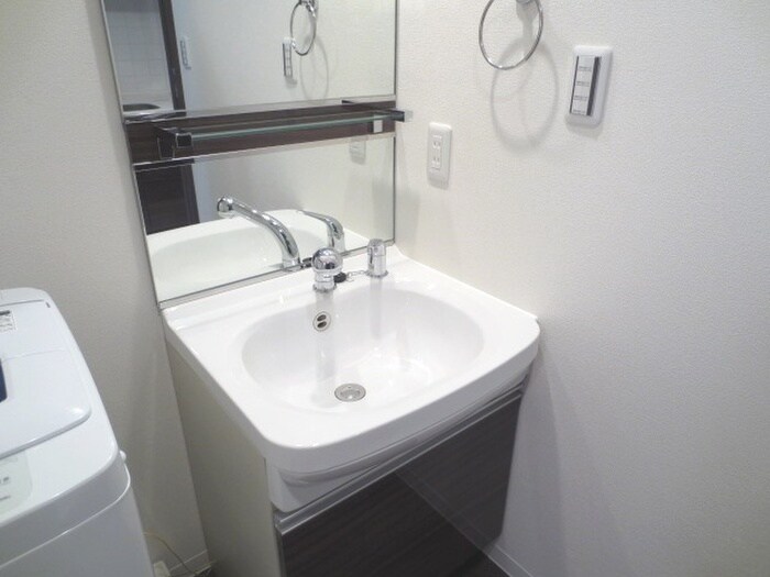 ﾌﾟﾚｻﾝｽ名古屋STATIONサティナの物件内観写真