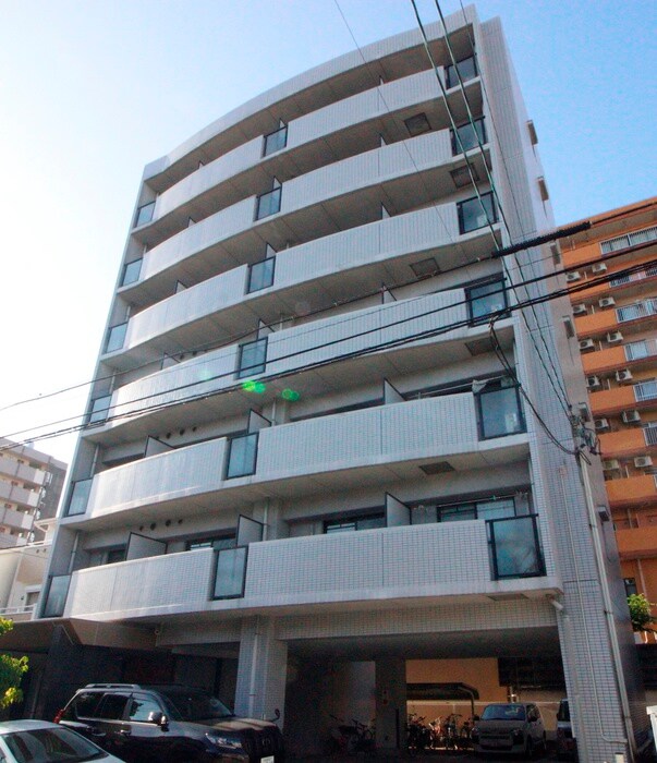 リバーブランシェの物件外観写真