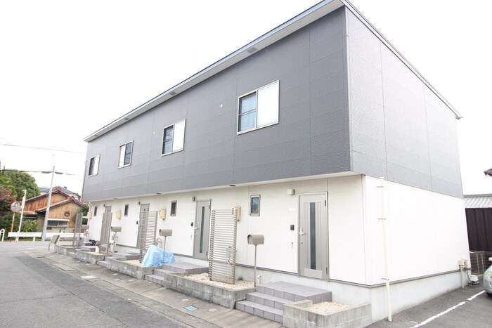 Aperireの物件外観写真