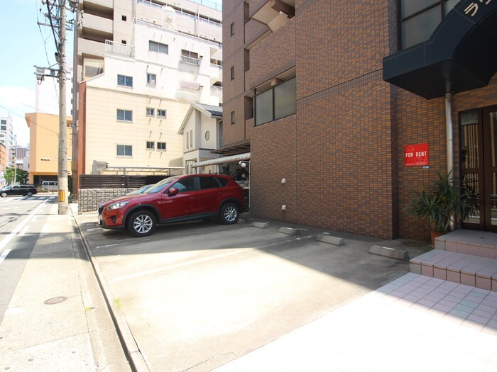 ラヴィアン名駅の物件外観写真