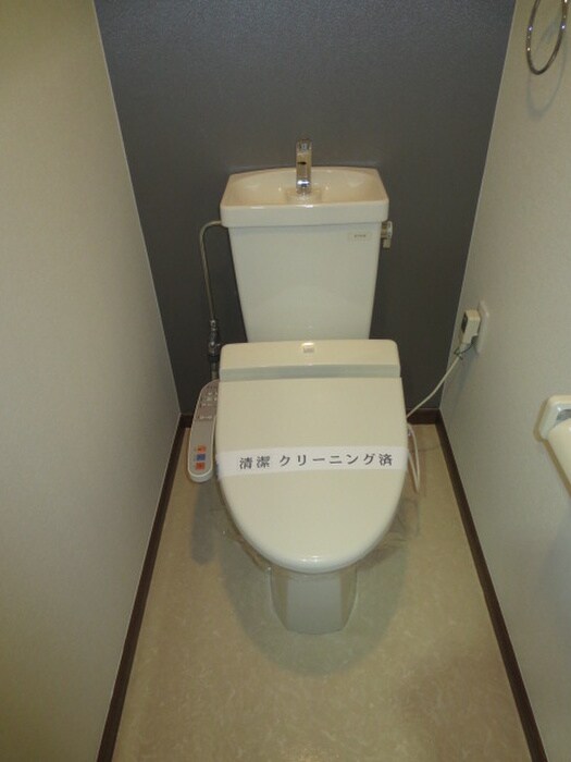 ラヴィアン名駅の物件内観写真