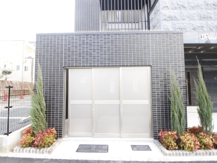 ﾌﾟﾚｻﾝｽ名古屋幅下ﾌｧﾋﾞｭﾗｽの物件外観写真