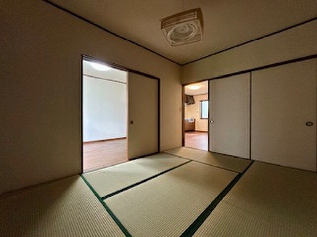 クレ－ル新守Bの物件内観写真