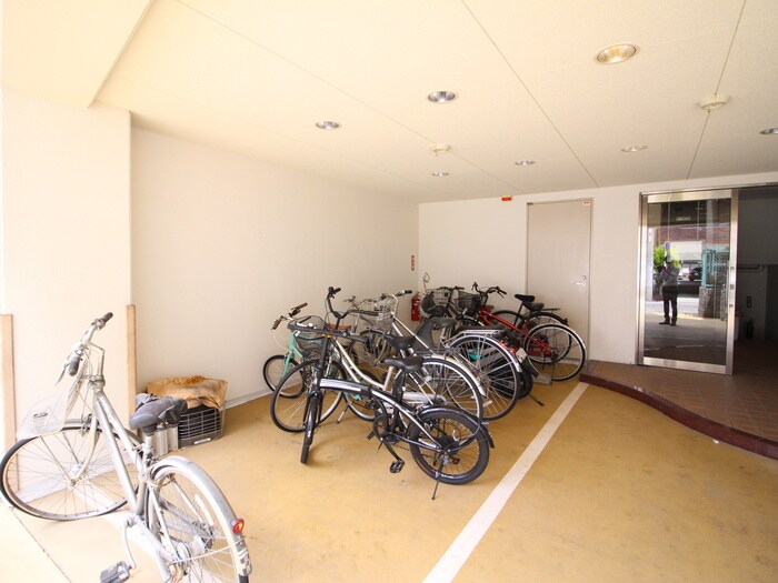 ドルフ亀島Ⅰの物件外観写真