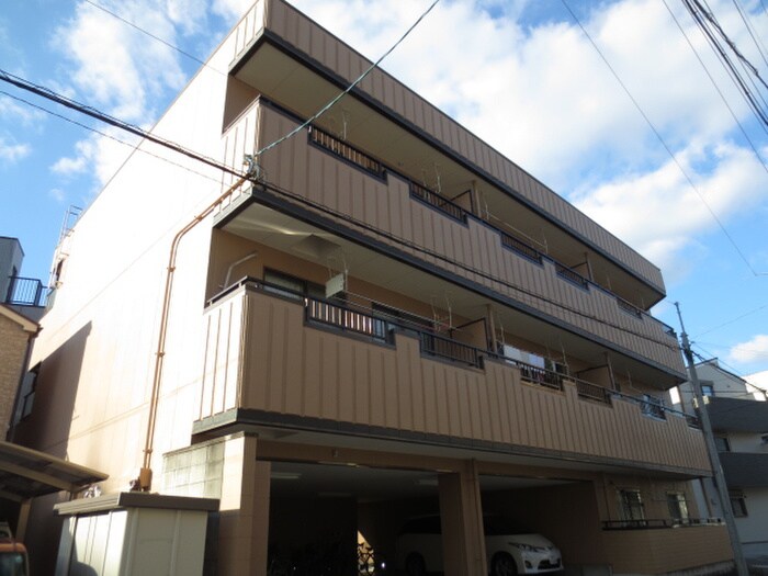 藤二番館の物件外観写真