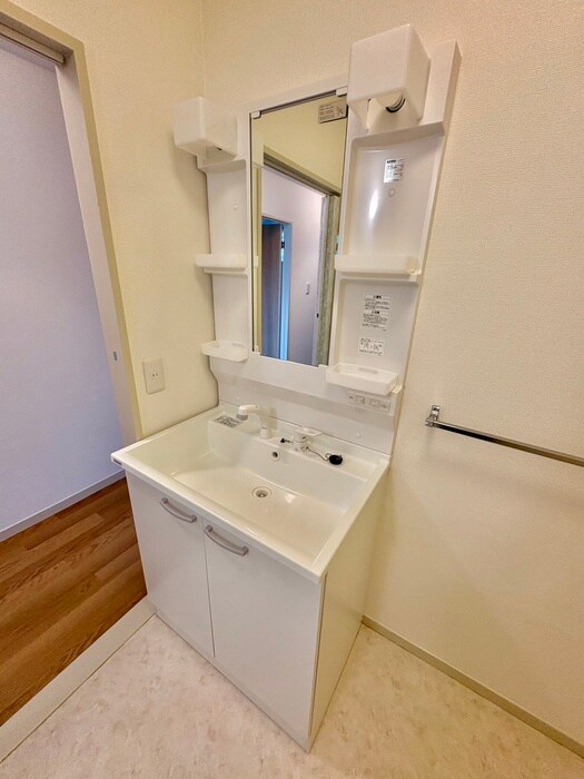 イナガキマンションの物件内観写真