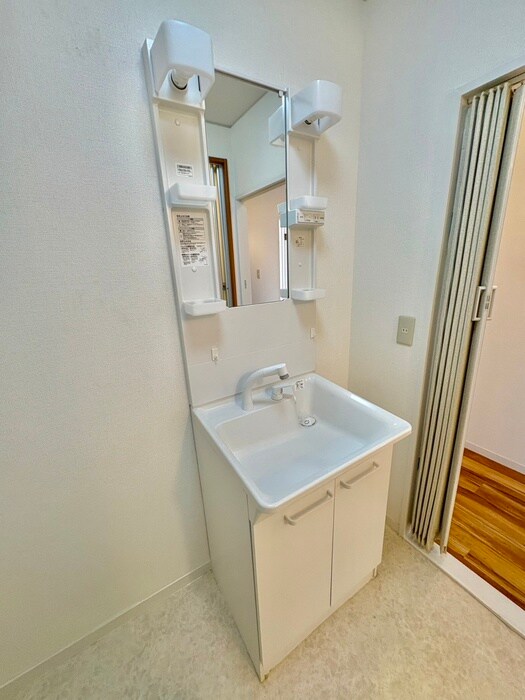 イナガキマンションの物件内観写真