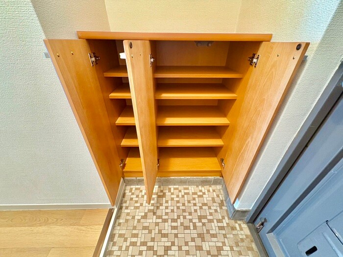 イナガキマンションの物件内観写真