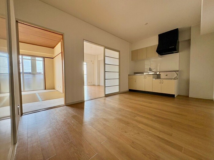 イナガキマンションの物件内観写真