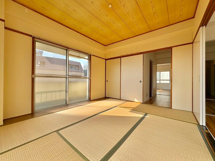 イナガキマンションの物件内観写真