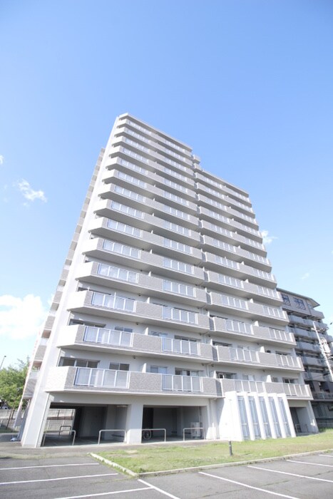 ウェルフォート幸川の物件外観写真