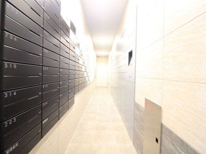 ﾌﾟﾚｻﾝｽ上前津ｴﾚｽﾀ(1509)の物件外観写真