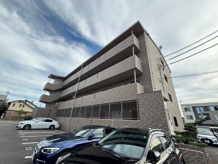 GRACIAの物件外観写真