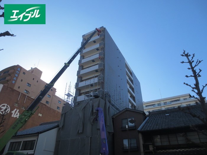 グレイス上前津の物件外観写真