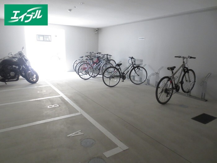 グレイス上前津の物件外観写真