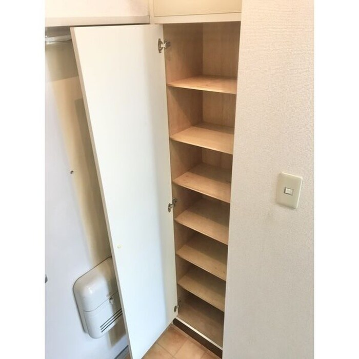 ジュノームの物件内観写真