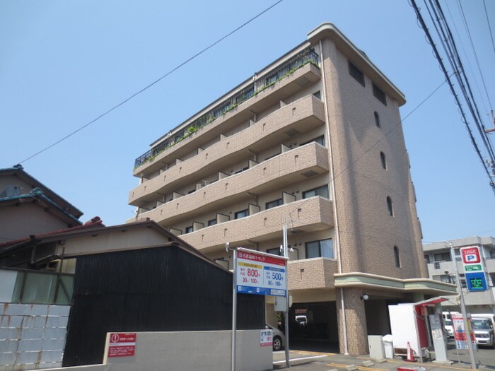 メタモルフゥオー中島の物件外観写真