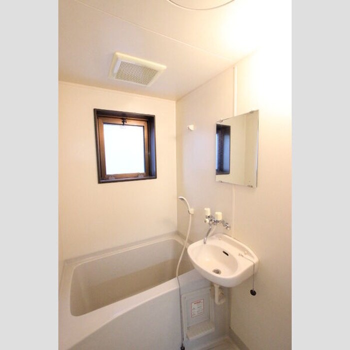 メゾンミレ－の物件内観写真