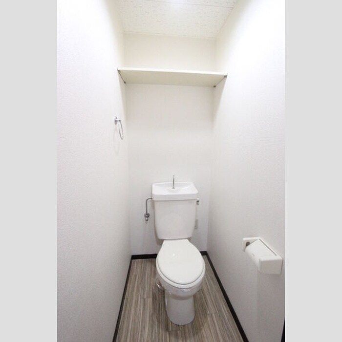 メゾンミレ－の物件内観写真