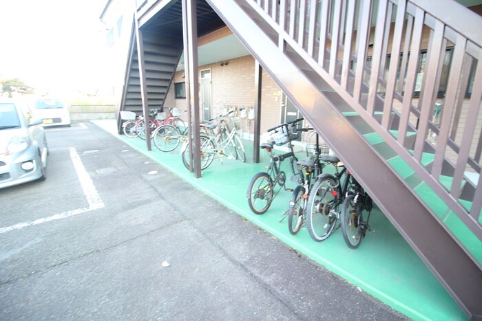 コ－ポたつみの物件外観写真